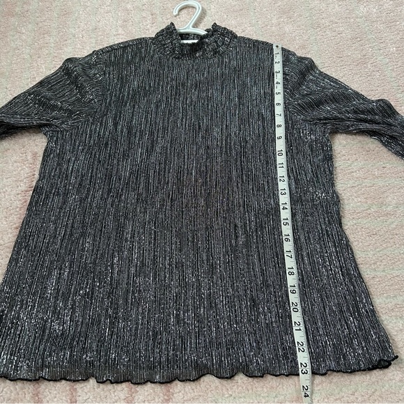 Chicos Elegant Black Metallic Women's Top Size 1(8) - Picture 10 of 12